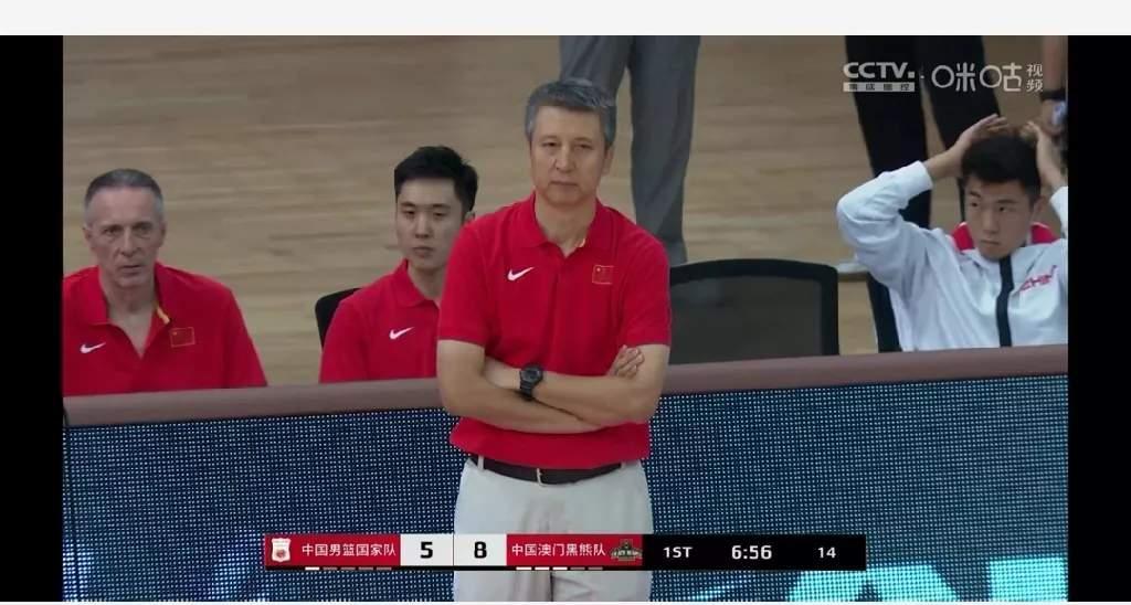 od体育娱乐-球队主教练对表现不佳球员提出批评(球队主教练对表现不佳球员提出批评怎么办)