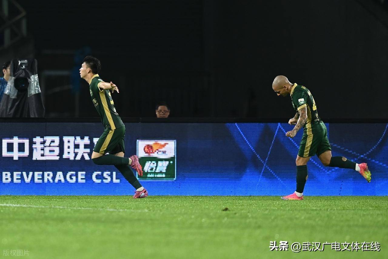中超-绍尔中柱三镇0-0亚泰连续5轮不胜