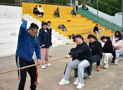 拼搏无悔：卢森堡队奋起反击