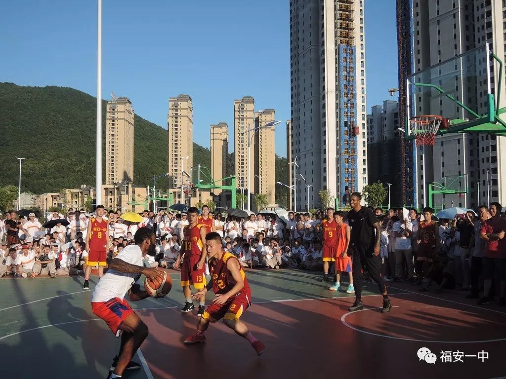 关于篮球明星私下交流互动，交流心得经验的信息