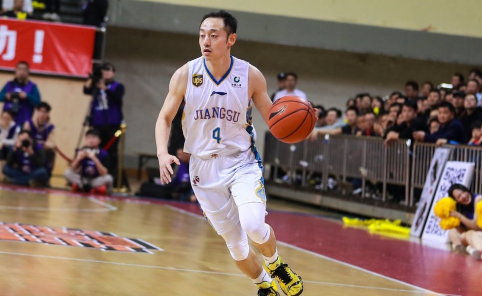江苏男篮胜出四川，喜悦过后晋级